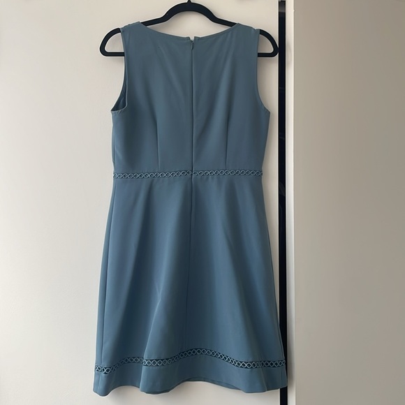 LOFT blue dress size 4 - Picture 3 of 5